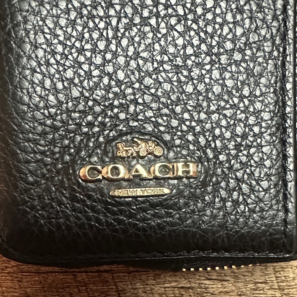 Coach Black Textured Card Holder with Gold Chain - Picture 3 of 10